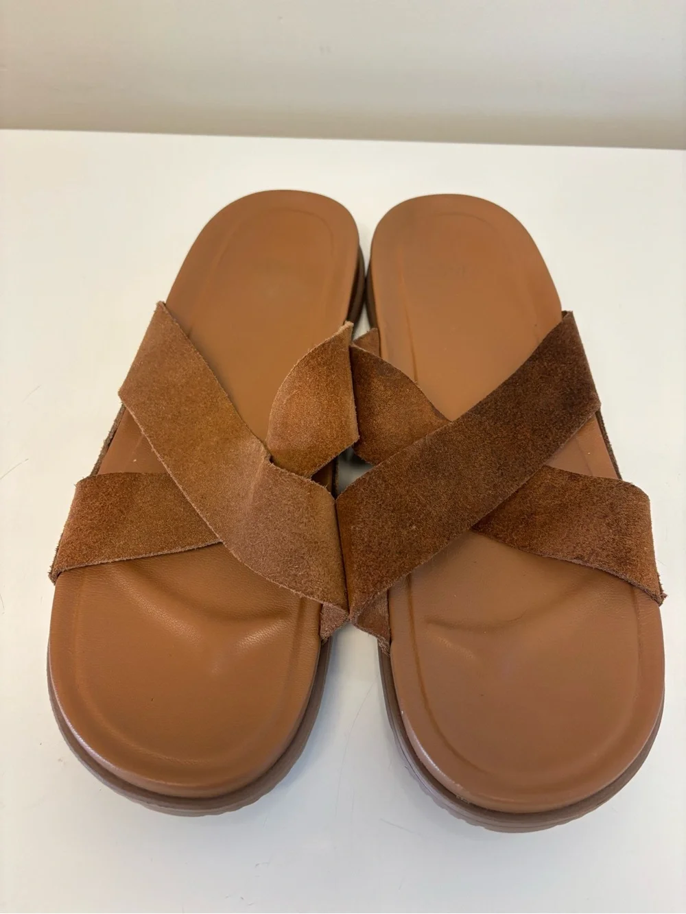 UGG left sandal